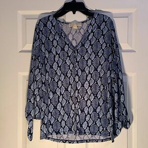 Michael Kors medium blue pattern polyester blouse with three-quarter tie sleeve